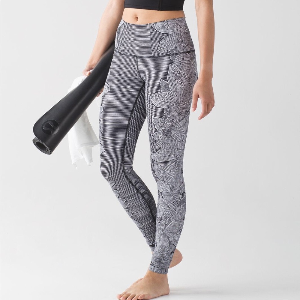 Lulemon Dottie Tribe Wunder Under Pants